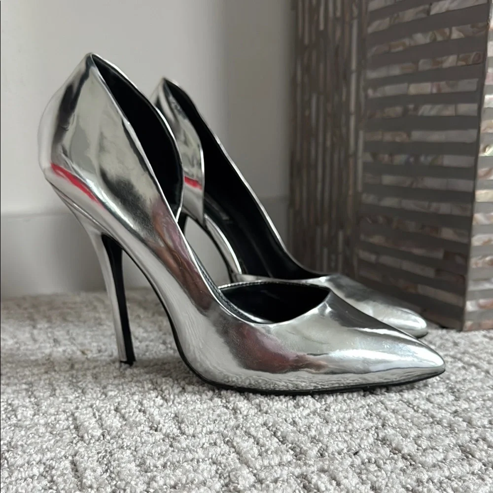 Steven by Steve Madden Metallic Silver Stiletto Heels - Picture 1 of 4